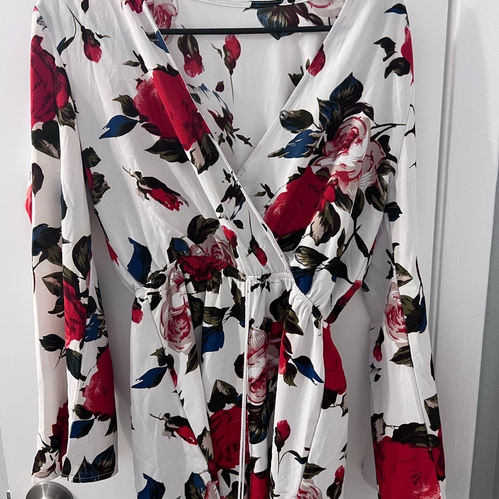 FLORAL ROMPER - Picture 2 of 2
